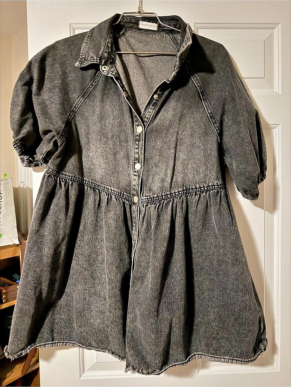 Vestique Washed Black Button-Front Denim Dress With Puff Sleeves
